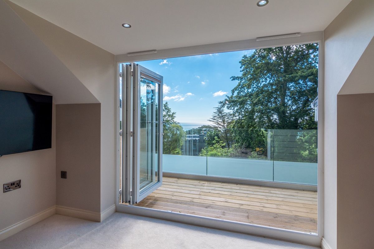 Orestone Manor (21).jpg